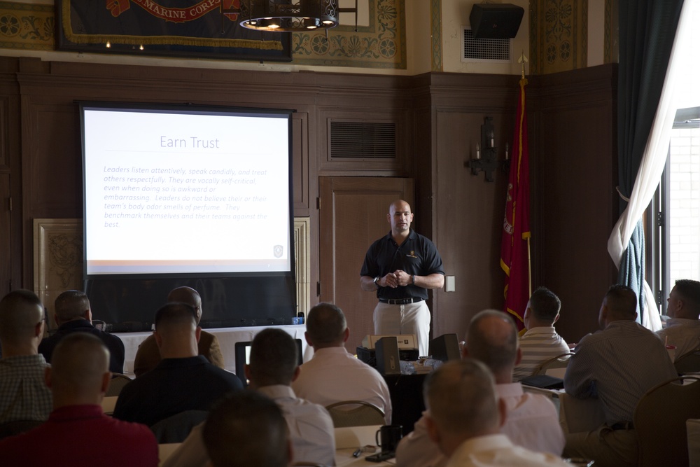 4th MLG Marines learn leadership lessons from top companies