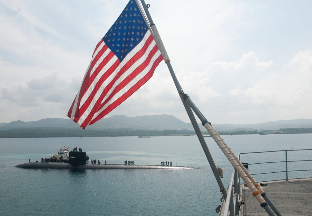 USS Emory S. Land action