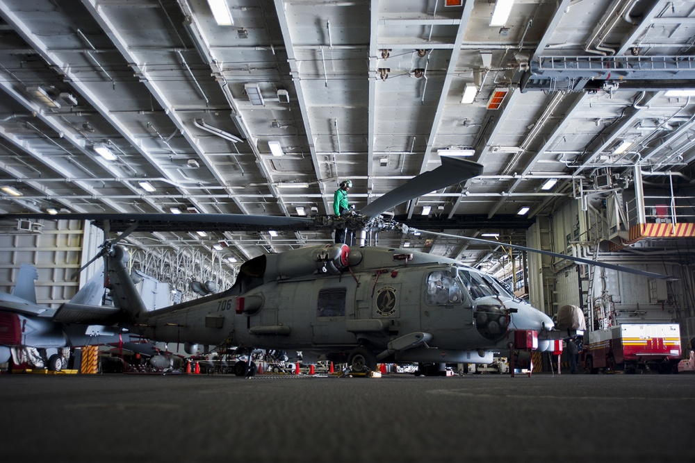 USS George Washington action