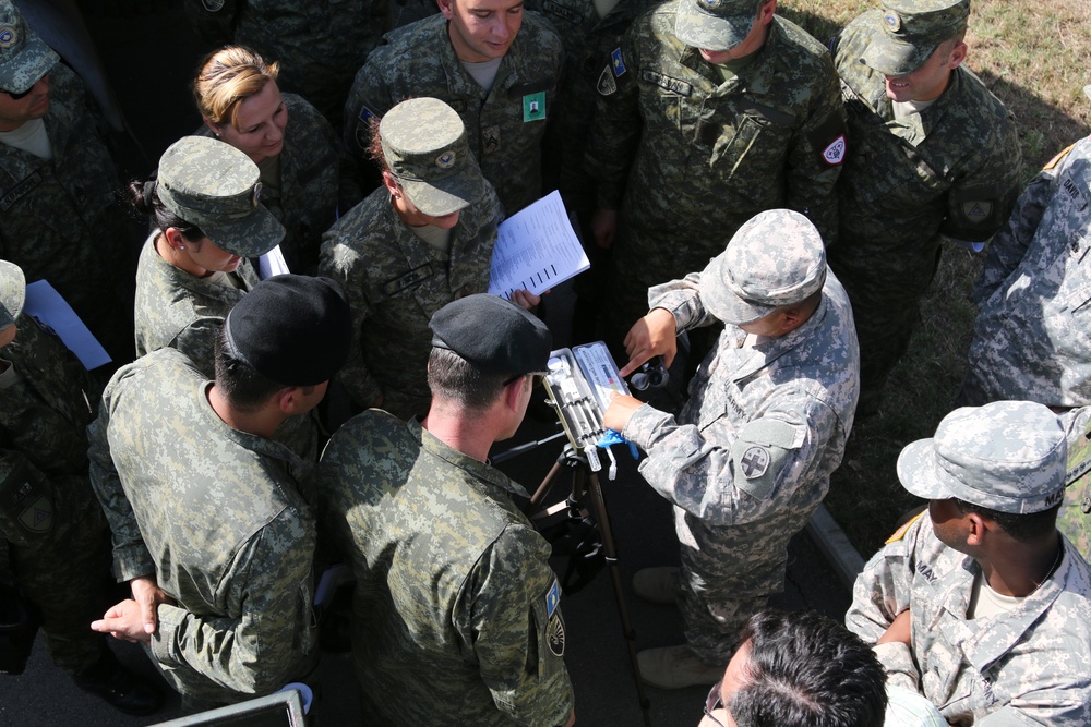 KFOR soldiers lead field sanitation class for Kosovo Security Force