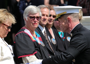 1st Lt. Alexander Bonnyman Jr. returns home from Tarawa