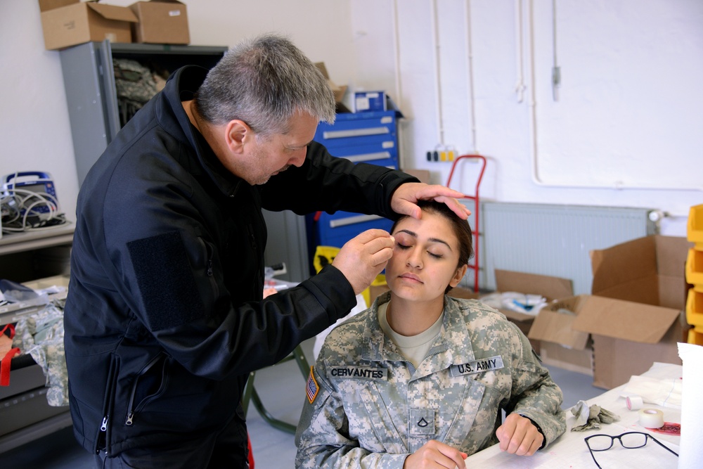 International combat lifesavers course