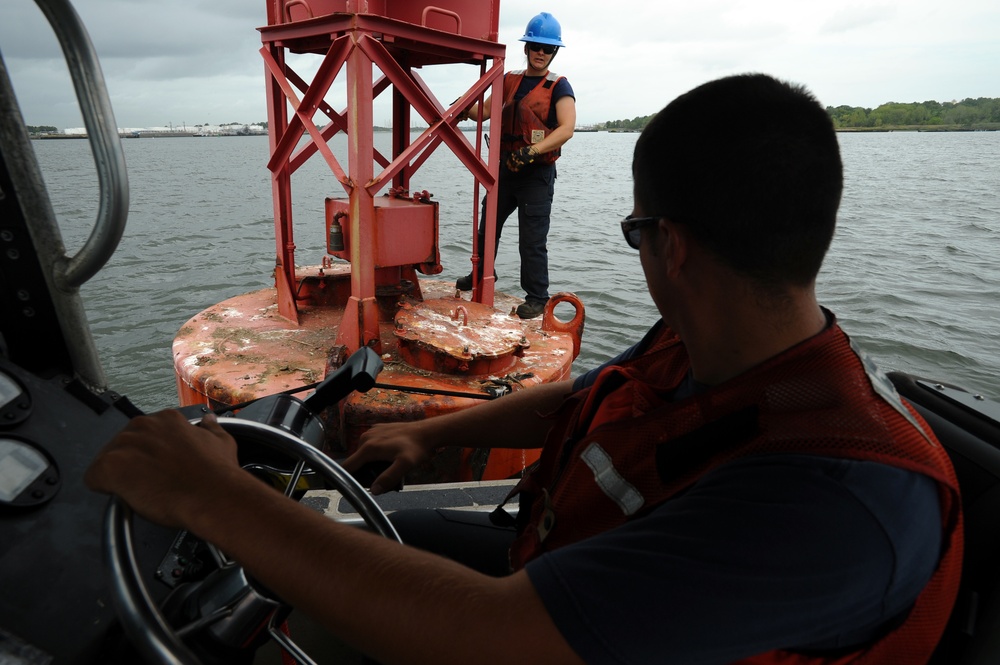 Week in the Life 2015: Aids to Navigation Team New York