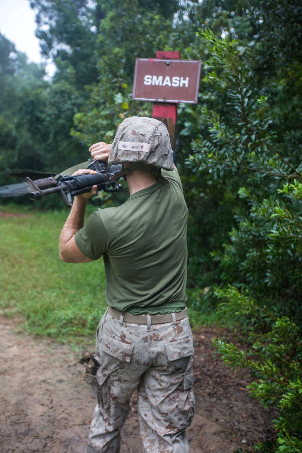 Marine recruits conquer Parris Island bayonet assault course