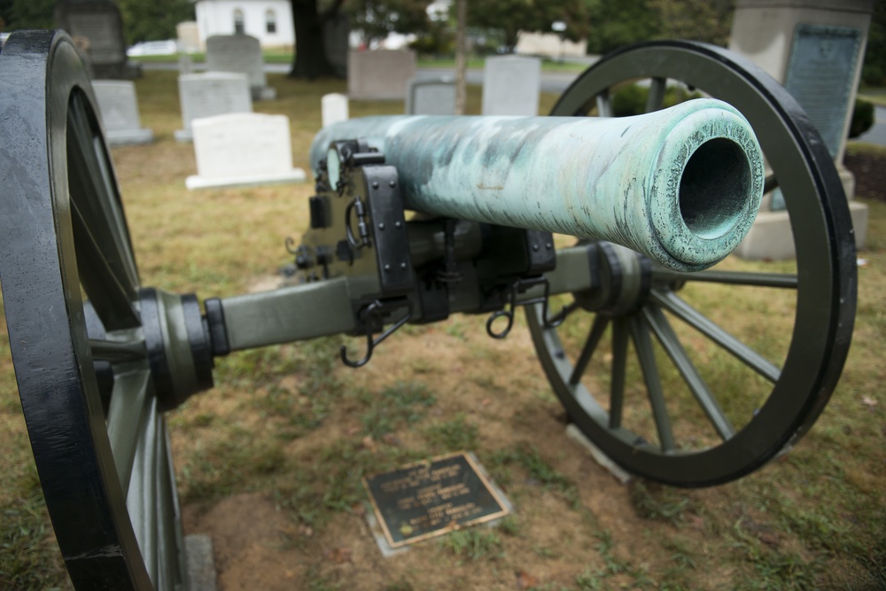 Cannon and carriage reinstalled at the gravesite of Maj. Gen. Wallace Fitz Randolph in Arlington National Cemetery