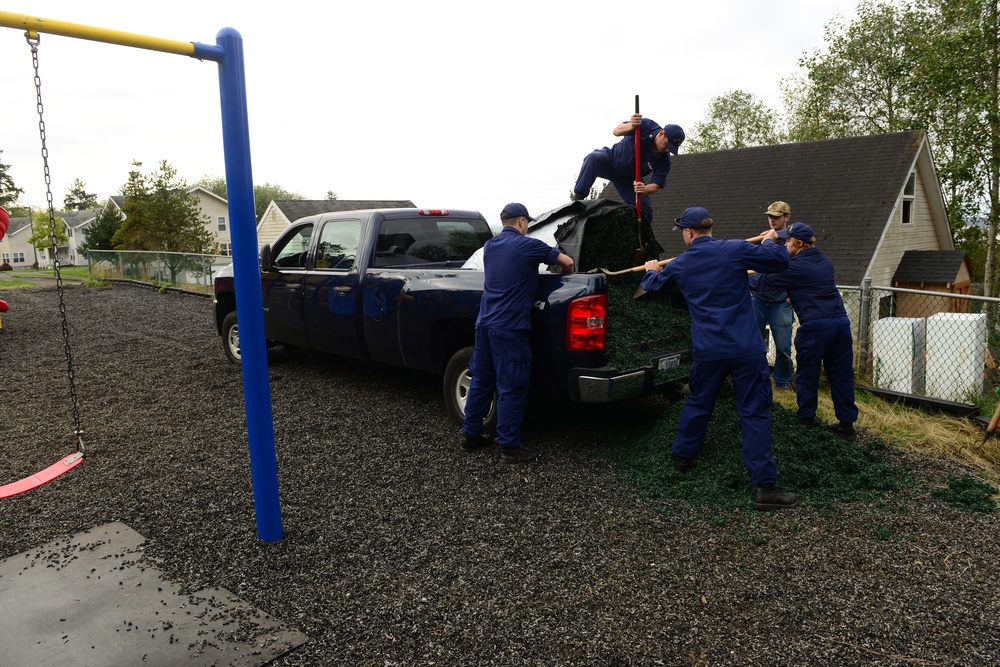 Week in the Life 2015 - Playground maintenance at Coast Guard Astoria housing complex