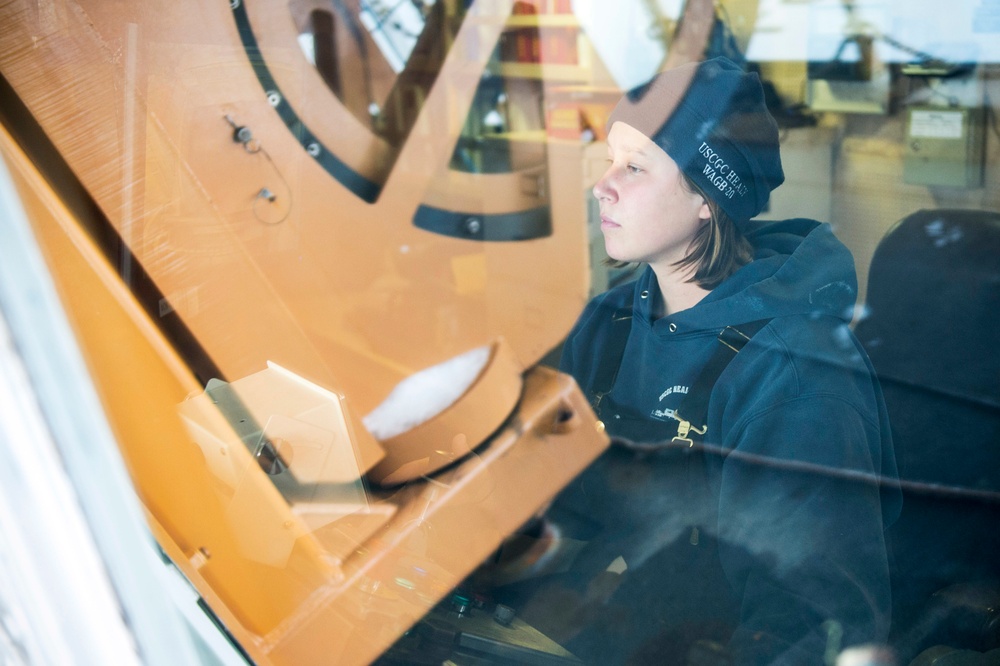 Coast Guard Cutter Healy supports Geotraces mission to the Arctic