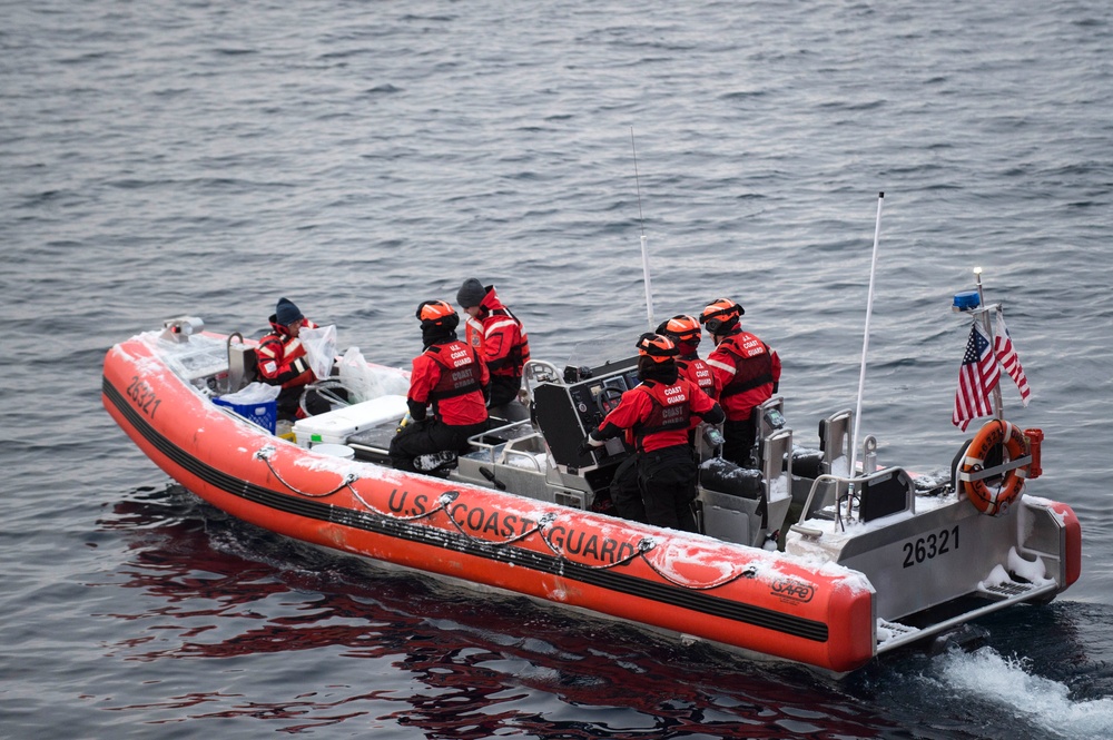 Coast Guard Cutter Healy supports Geotraces mission to the Arctic