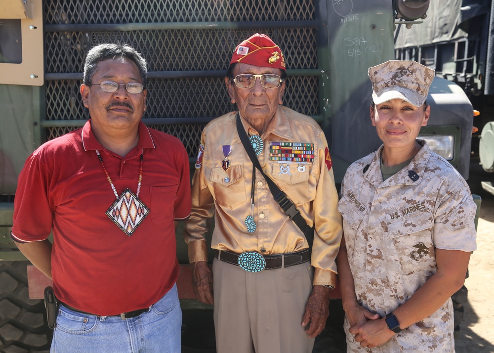 Navajo Code Talkers tune in with 9th Comm Bn.