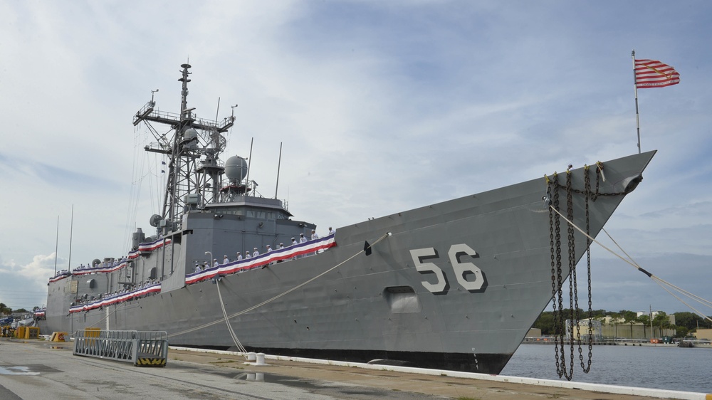 USS Simpson decomissioning