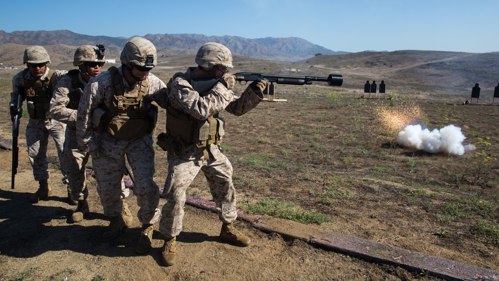 1st LEB Marines keep the peace with 1/5, 2/11