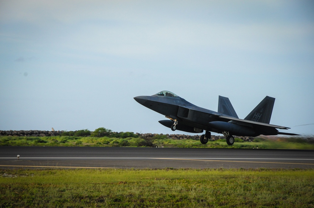 Hawaiian Raptors deploy to Central Command area of responsibility