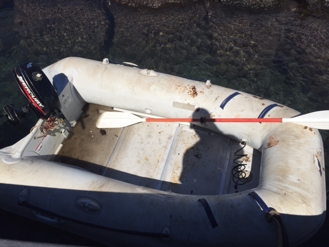 Coast Guard responds to unmanned dingy near Lahaina, Maui