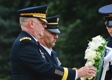 MPs honor the sacrifice of fallen comrades
