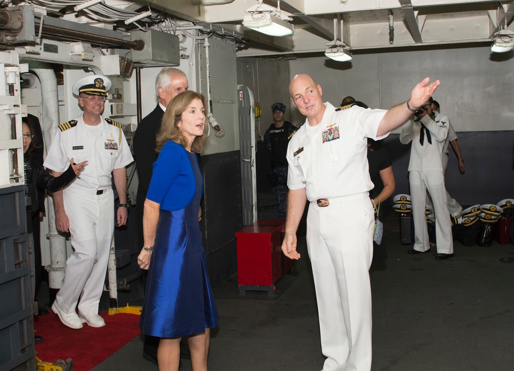 USS Ronald Reagan arrives at Fleet Activities Yokosuka