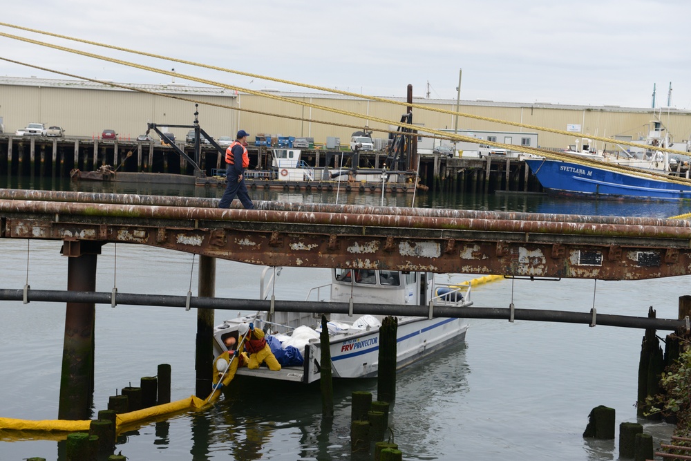 Port of Astoria, Ore., diesel spill