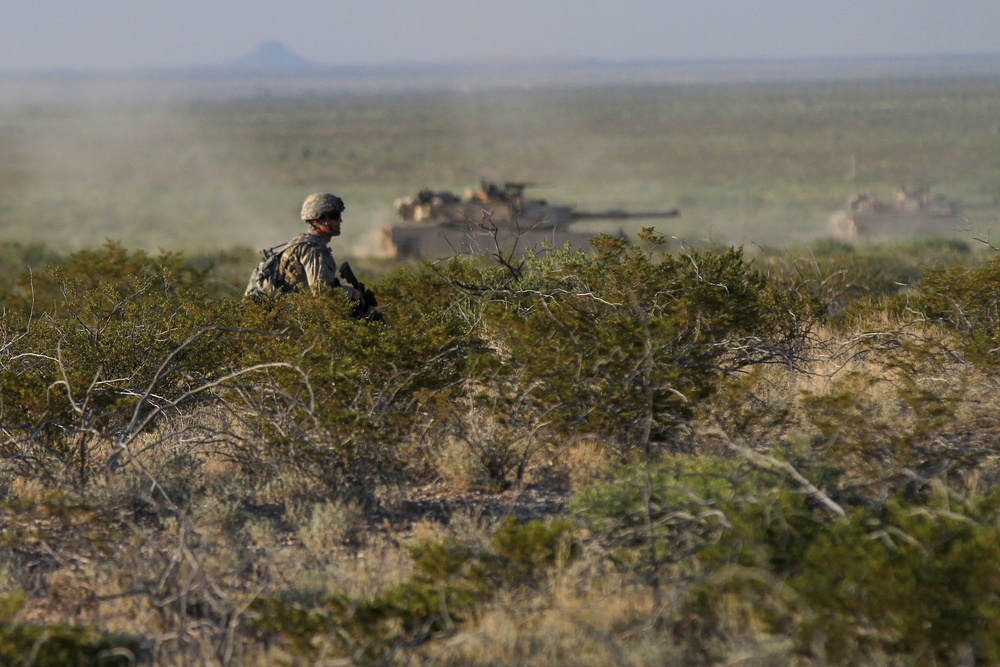 White Falcons Integrate Armor Support for Combined Arms Live Fire Exercise in New Mexico