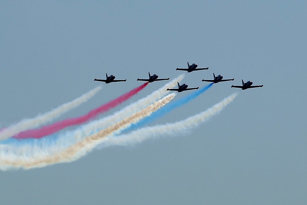 Patriots Jet Team performs at 2015 MCAS Miramar Air Show