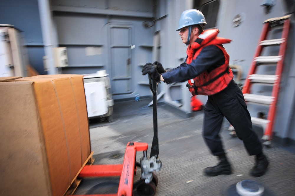 USS New Orleans replenishment