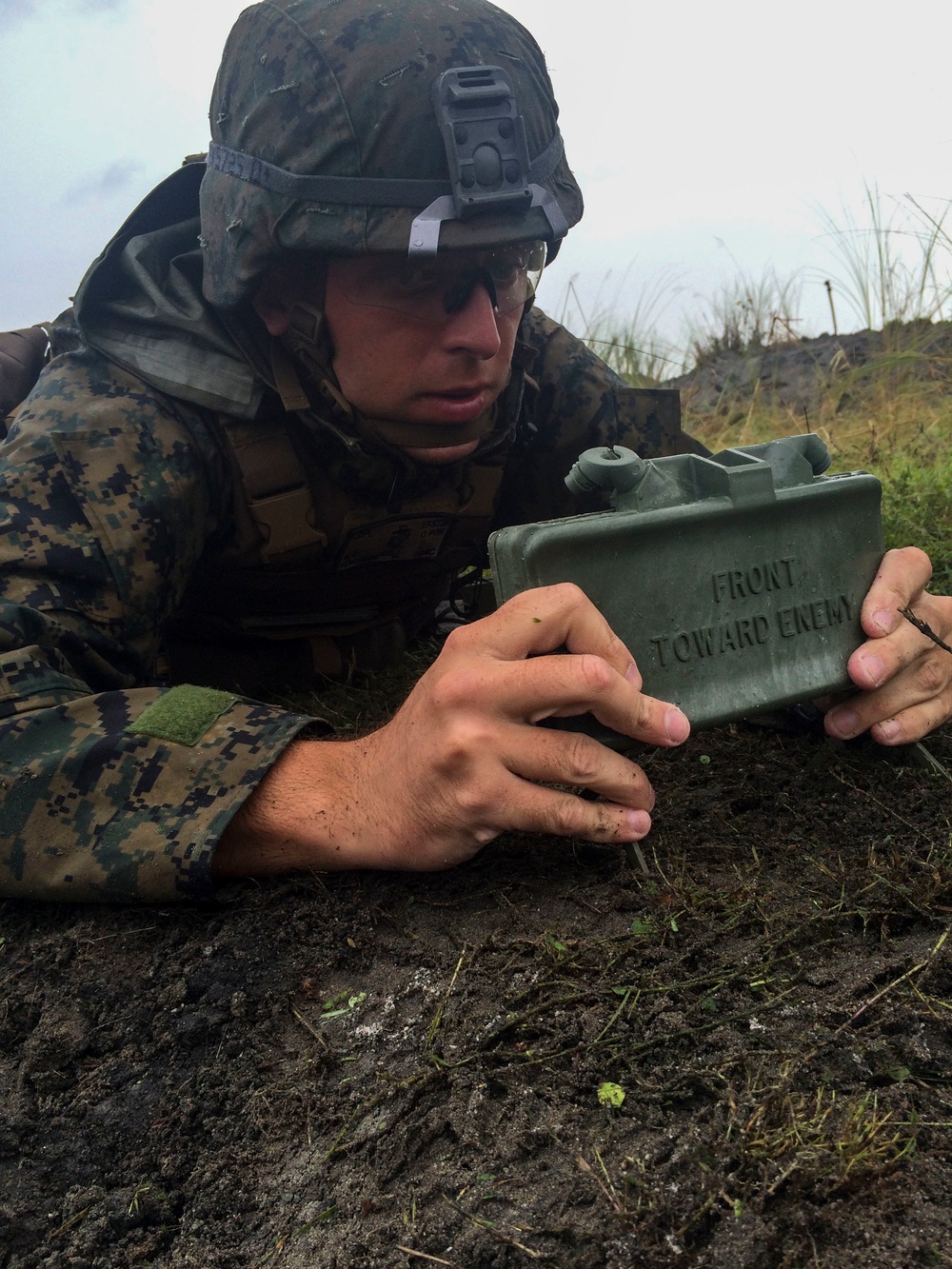 Philippine, U.S. Marines execute demolition training