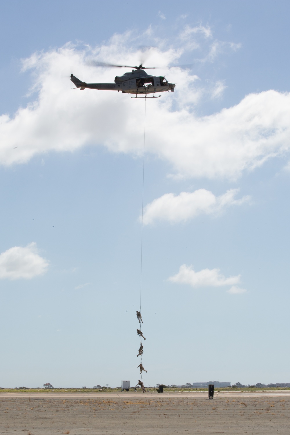 MAGTF wows crowds at Miramar air show