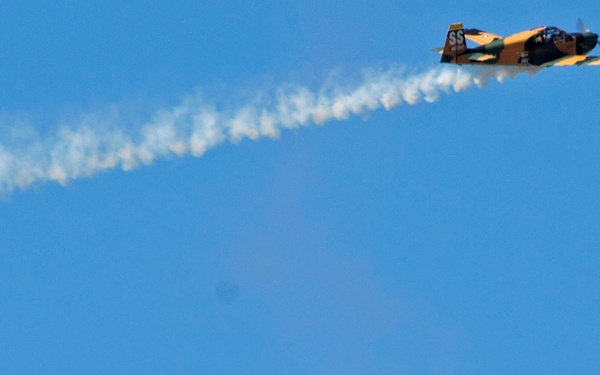 Buchanan Displays Aerial skills at 2015 MCAS Miramar Air Show