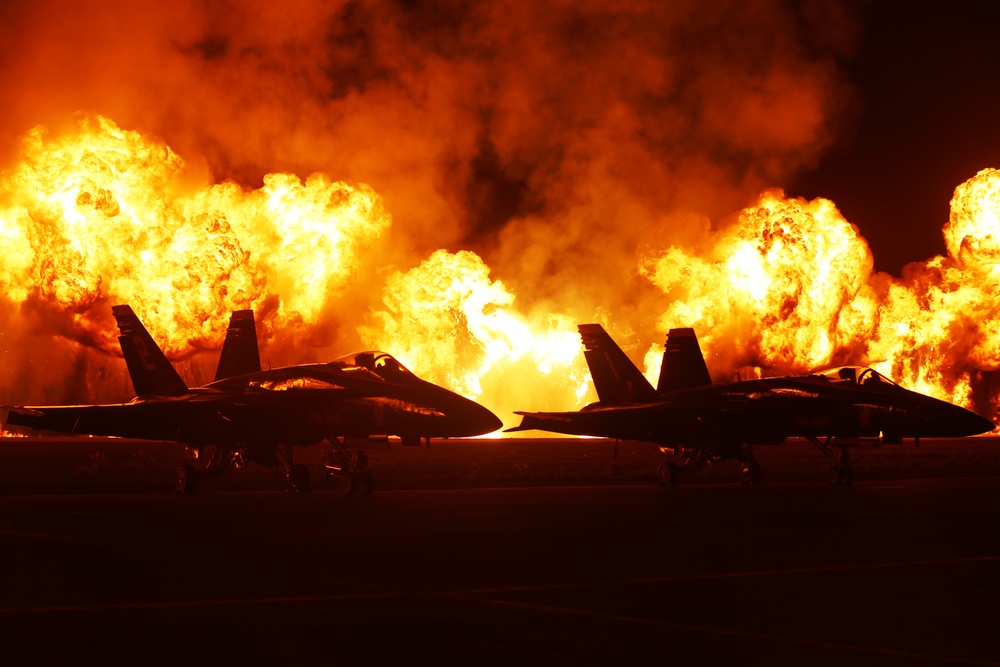 Wall of Fire heats things up at 2015 MCAS Miramar Air Show