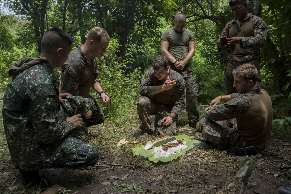 PHIBLEX 15 Jungle Environment Survival Training with 3D Recon