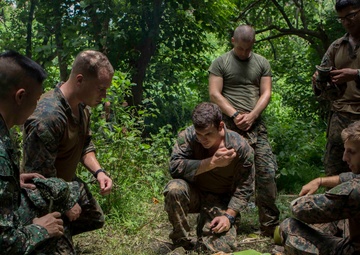 PHIBLEX 15 Jungle Environment Survival Training with 3D Recon