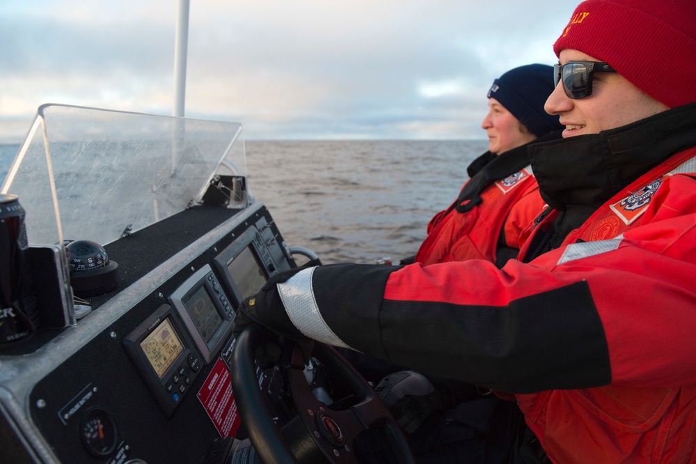 Coast Guard Cutter Healy supports Geotraces mission to the Arctic