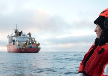 Coast Guard Cutter Healy supports Geotraces mission to the Arctic