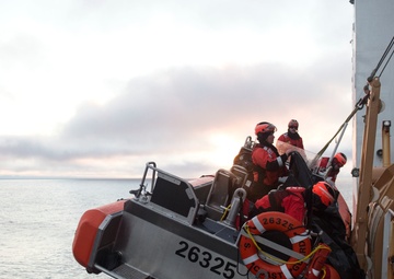 Coast Guard Cutter Healy supports Geotraces mission to the Arctic