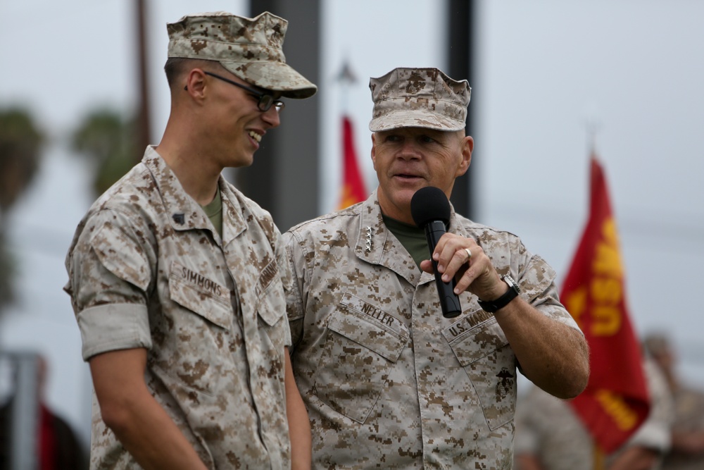 Commandant of the Marine Corps visits Camp Pendleton