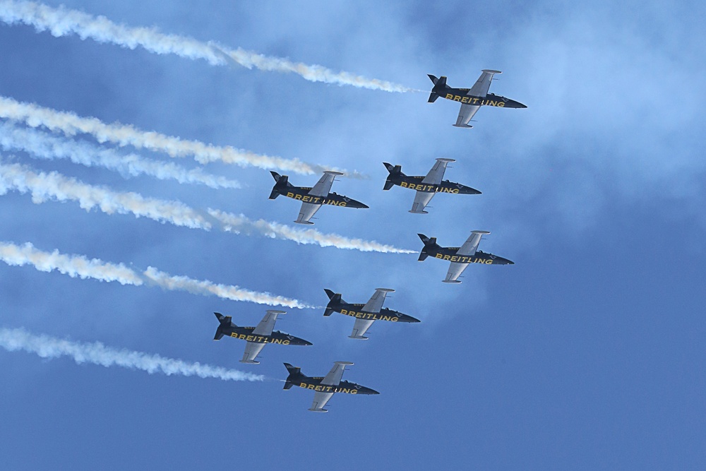 Breitling Jet Team makes first appearance at MCAS Miramar Air Show