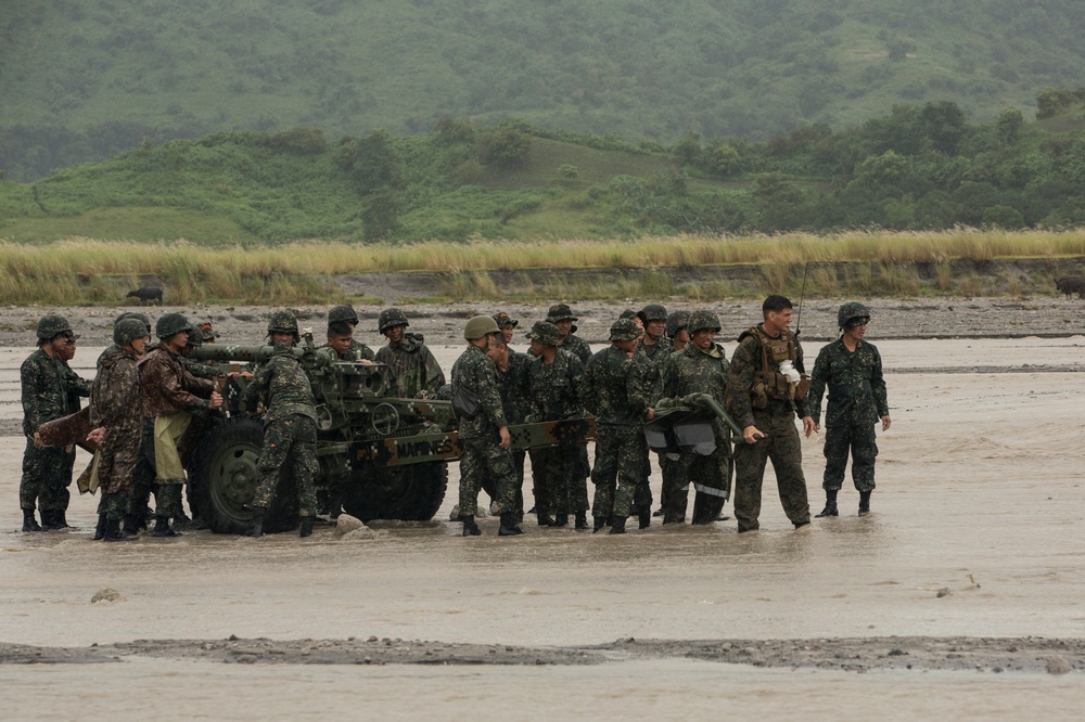 PHIBLEX 15 Artillery Live Fire