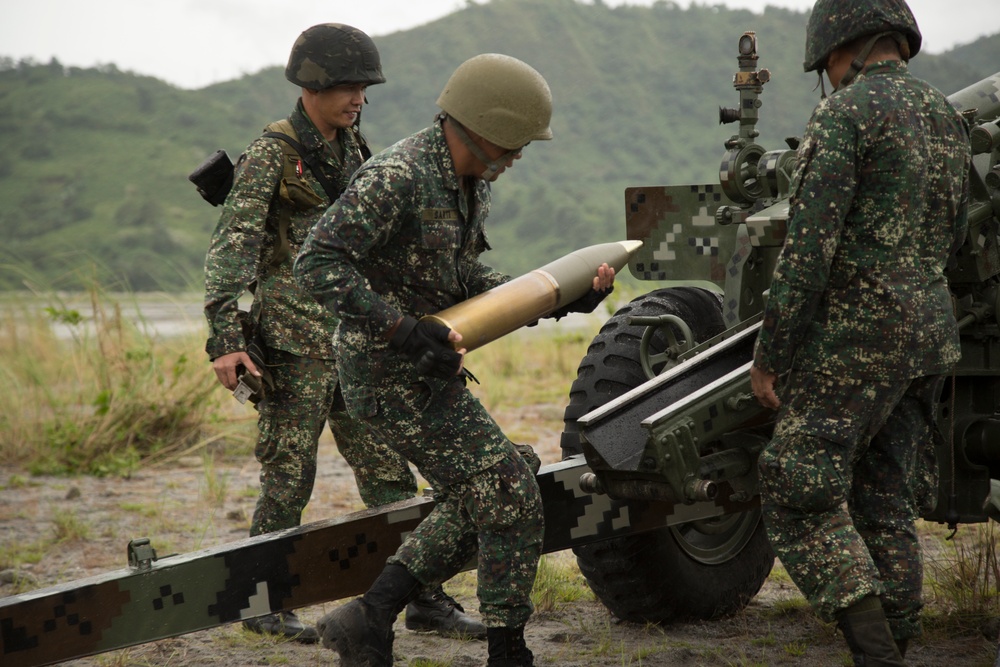 PHIBLEX 15 Artillery Live Fire