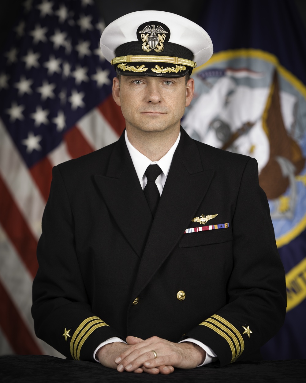 navy-reserve-officer-uniform