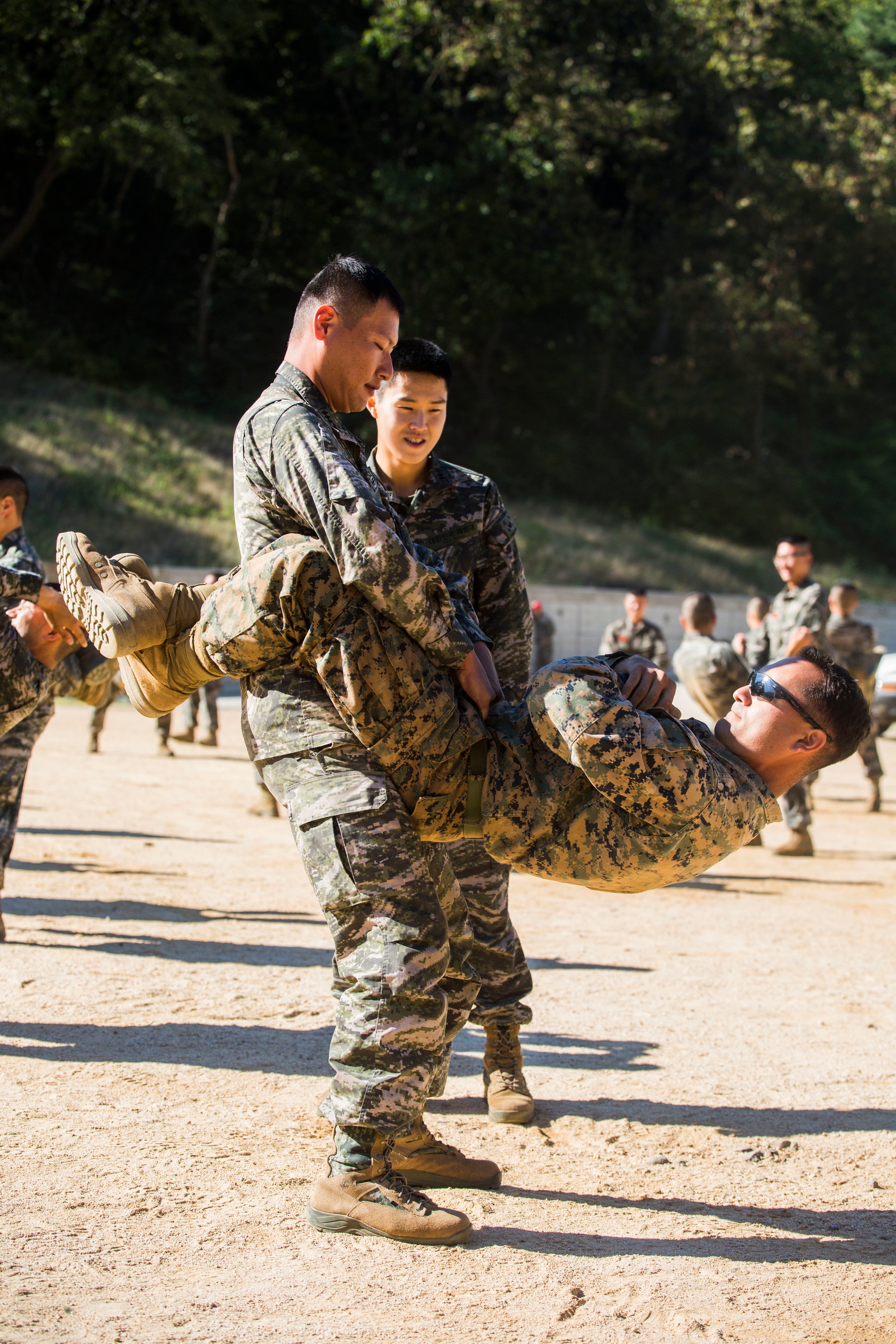 DVIDS Images Korean General meets U.S. Marines Image 2 of 6