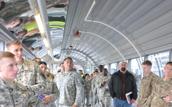 21st TSC trains unit movement officers