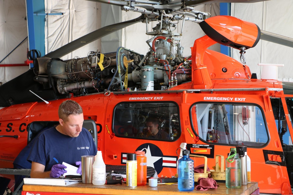 Week in the life: Air Station Detroit crew keeps helicopters flying