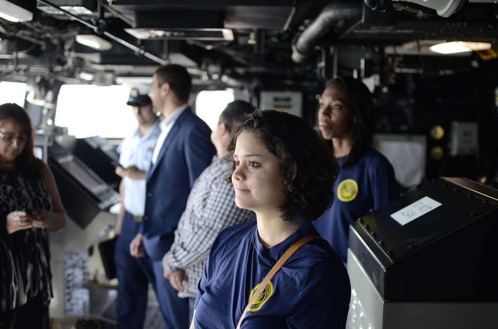 Future Sailor tours USS Somerset