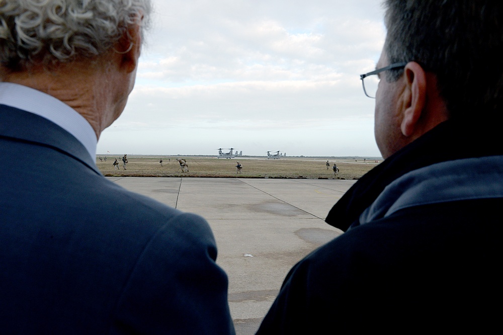 Secretary of defense and Spanish Defense Minister Pedro Morenes observes an airfield seizure bilateral capabilities exercise