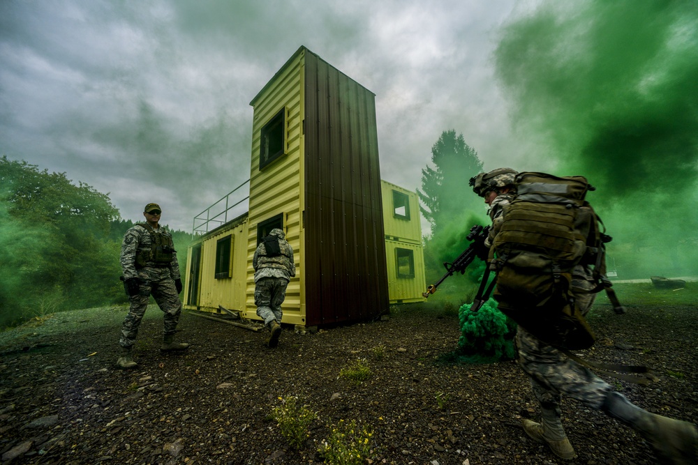Defenders hone skills, train to deploy