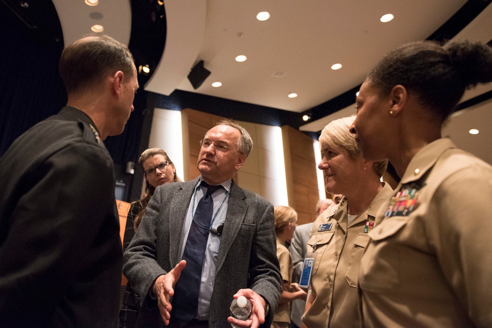 CNO visits US Naval War College