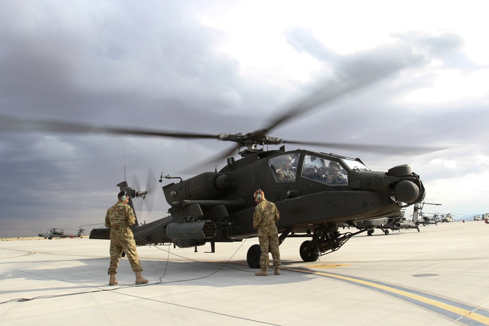 Lt. Gen. Williamson and Frank Kendall visit Fort Bliss during NIE 16.1