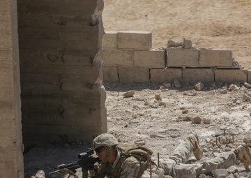 Knock, Knock: U.S. Marines train door-to-door