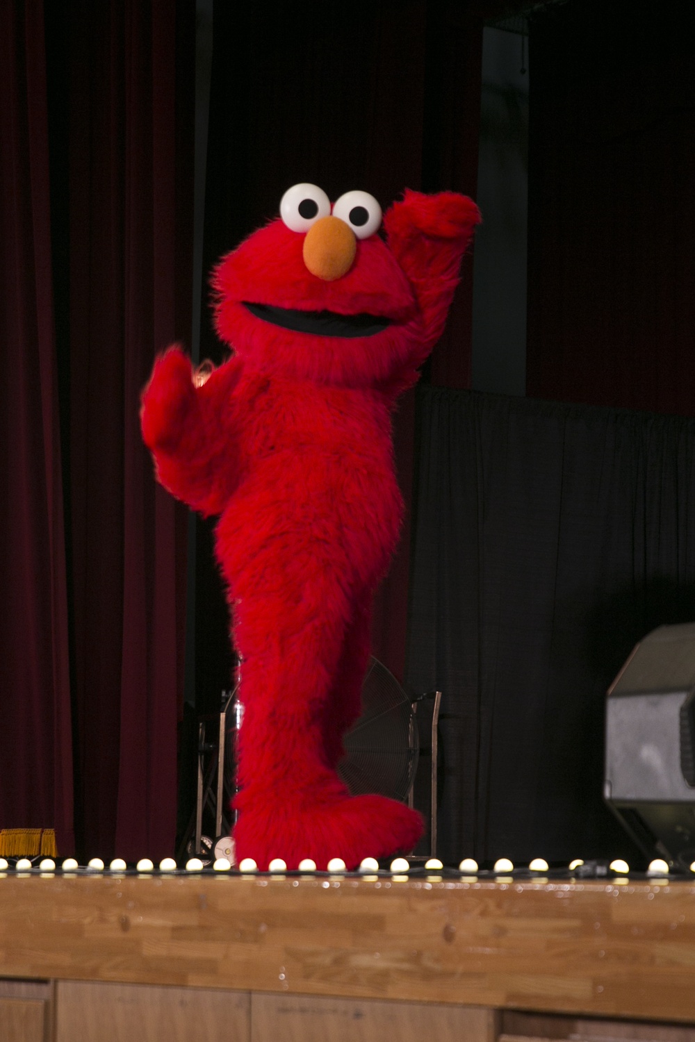 Sesame Street, USO host transition show
