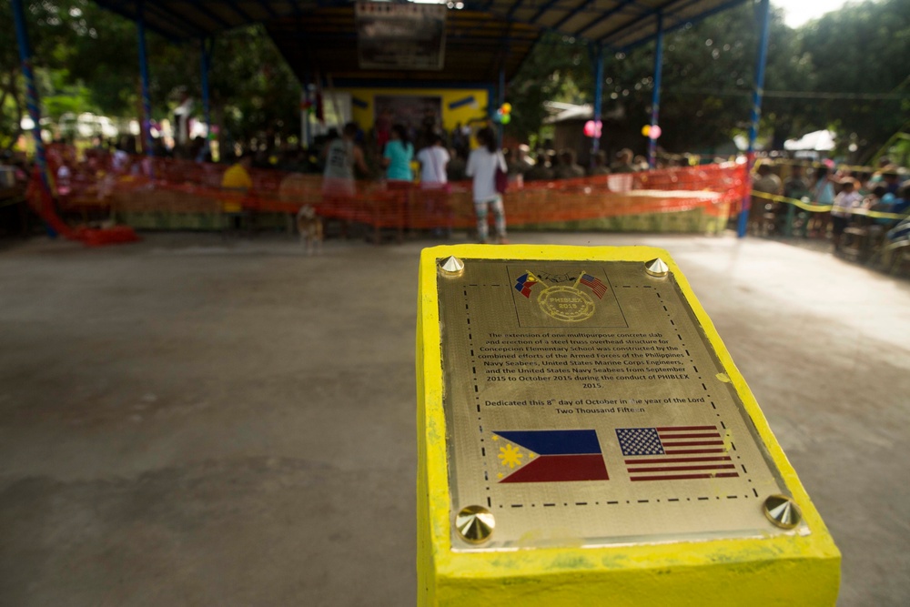 Elementary school hosts Marines at Ribbon cutting Ceremony during PHIBLEX 2015