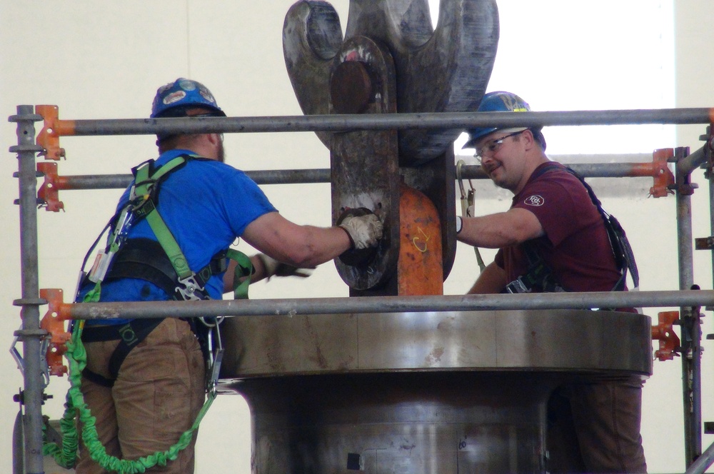 Turbine lifted to rehabilitate hydropower unit at Center Hill Dam
