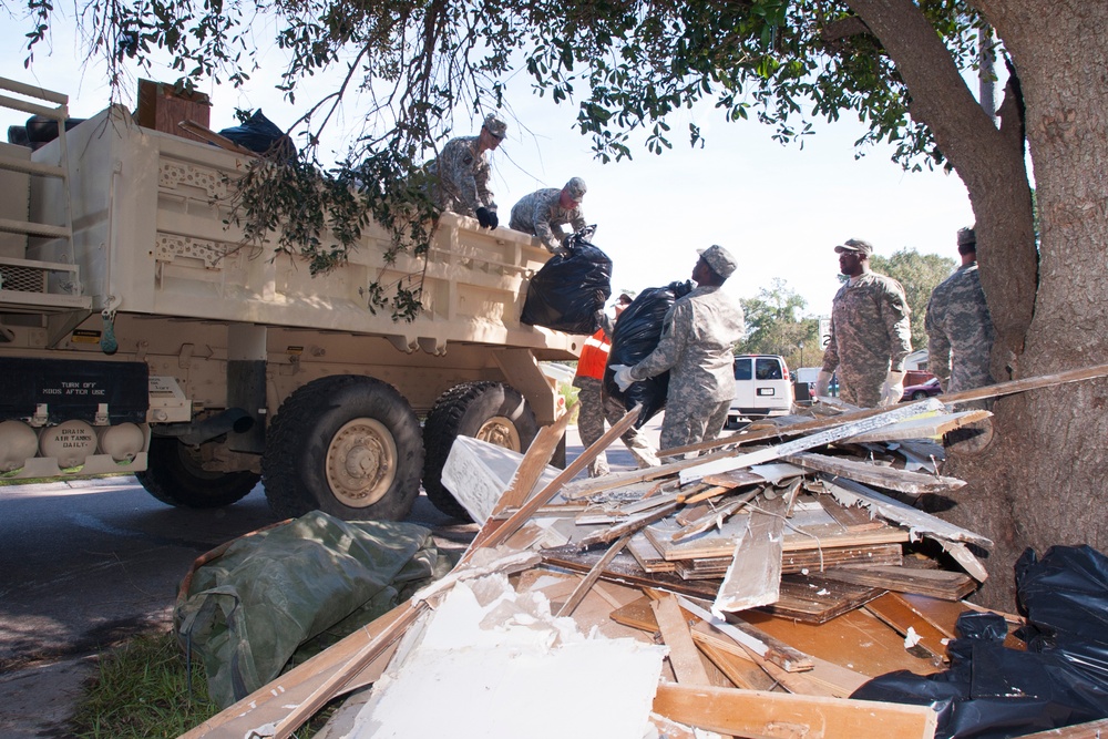 SC Guard helps residents remove debris